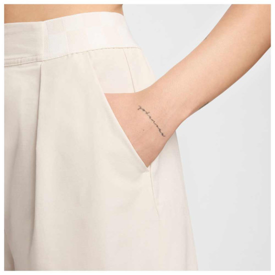 Nike Γυναικείο σορτς Sportswear Collection High-Waisted 3" Trouser Shorts